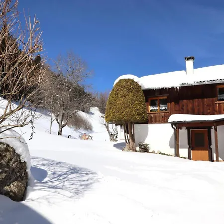 Monteschiel Casa de Férias Bürserberg